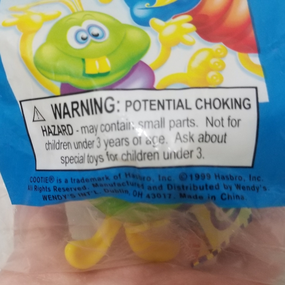 1999 Hasbro Cootie bug large vibrating keychain, still in bag (with tear) - Picture 3 of 6